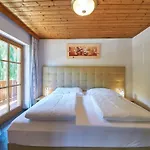 Chalet Felix By We Rent, Jokercard Included *