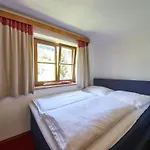 Felix By We Rent, Jokercard Included *