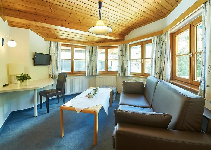 Felix By We Rent, Jokercard Included *