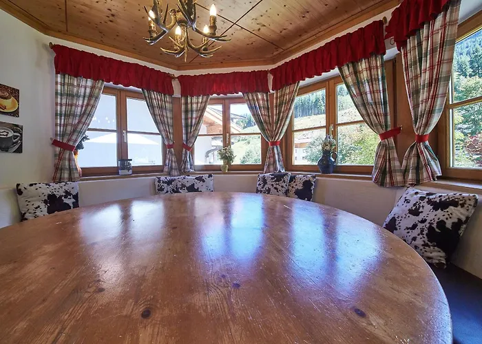 Felix By We Rent, Jokercard Included *